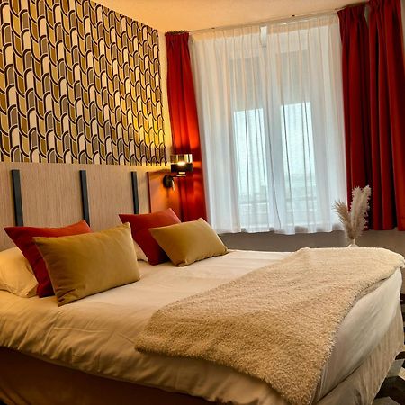 Ambassadeur Hotel - Cherbourg Port De Plaisance Esterno foto