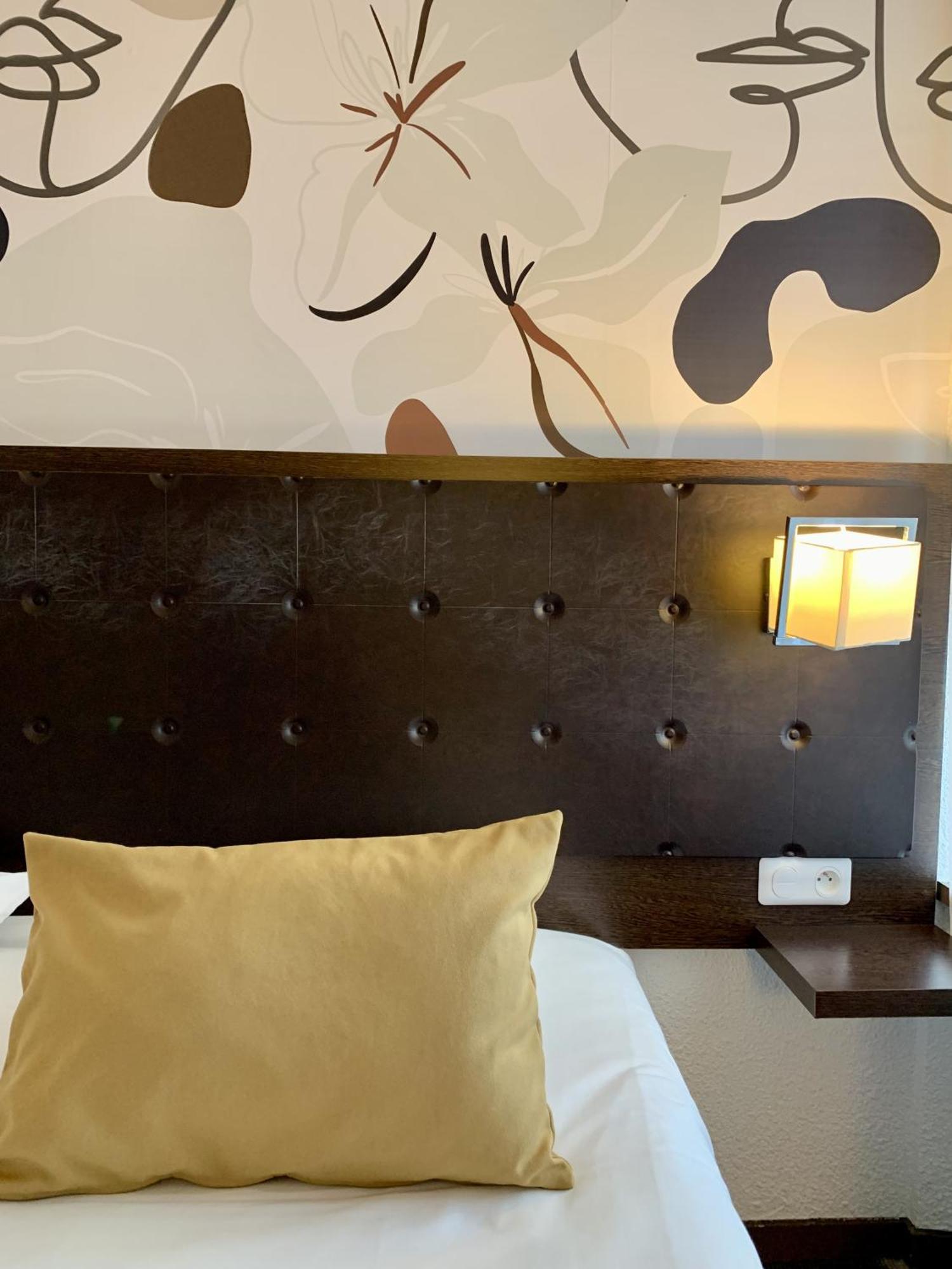 Ambassadeur Hotel - Cherbourg Port De Plaisance Esterno foto